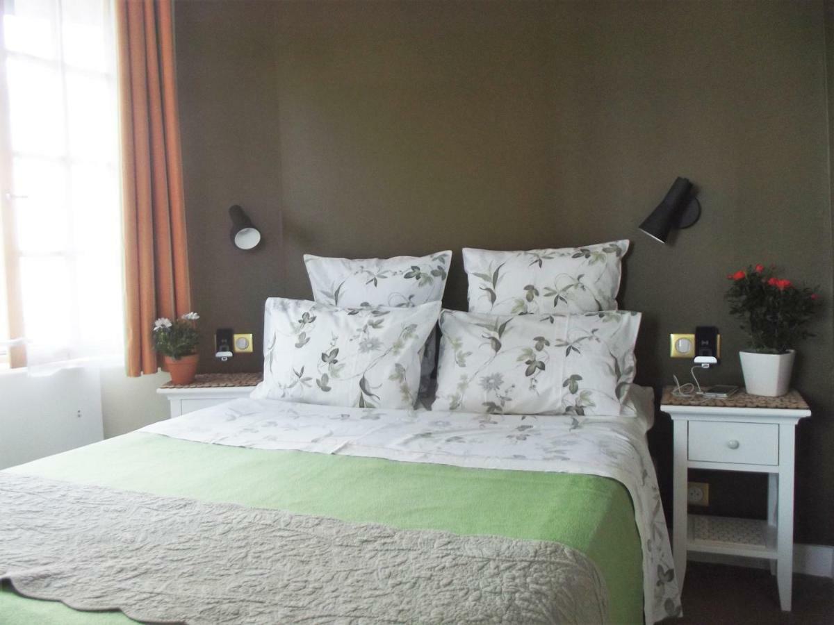 Ancre Marine Apartment Honfleur Bagian luar foto